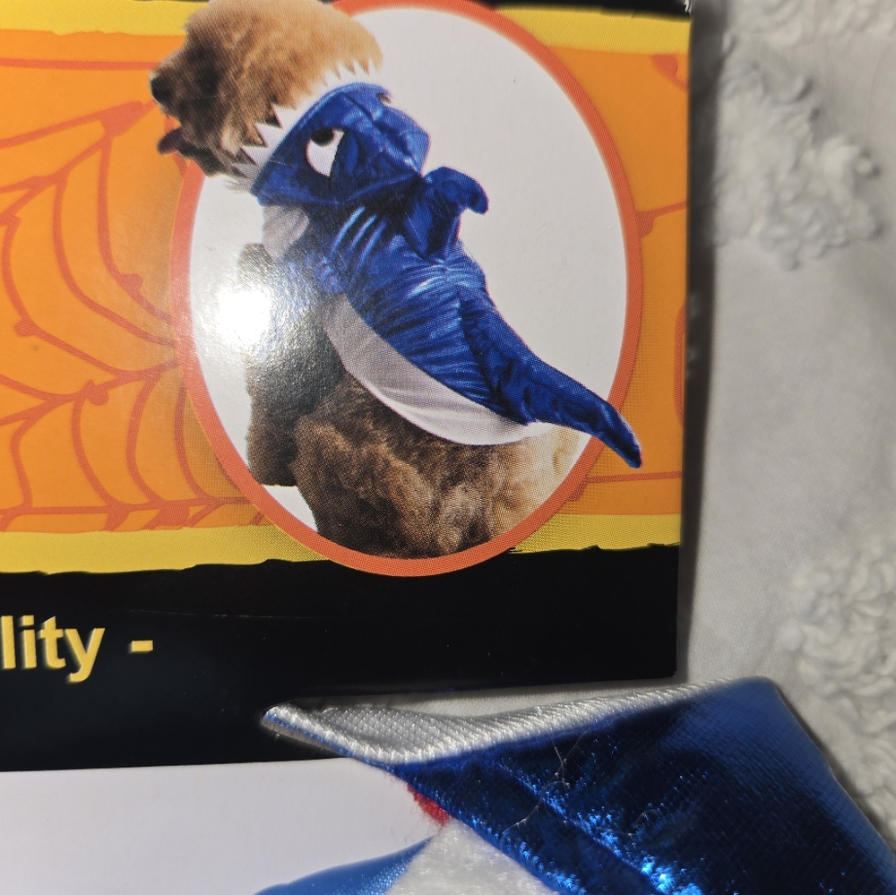 NWT Shiny Blue Shark Costume for 14 In Dogs Halloween Pet Costume - Picture 2 of 7